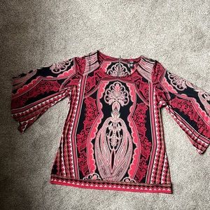 Alfani, quarter flare sleeve. Smoke Free Home. Pet Free Home